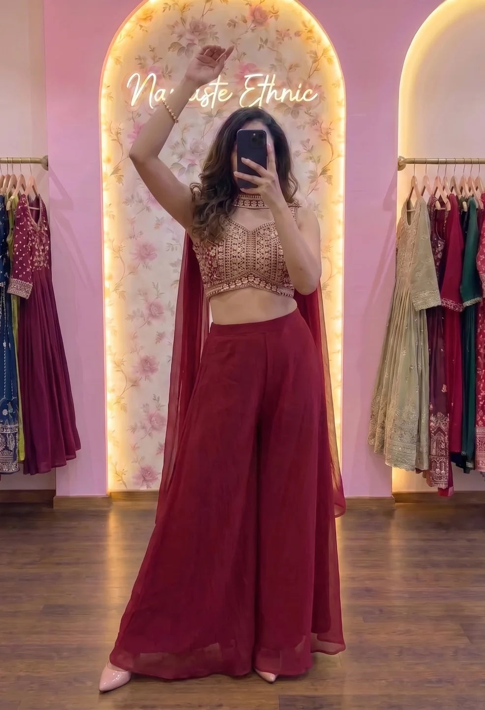 Marron Indo Western