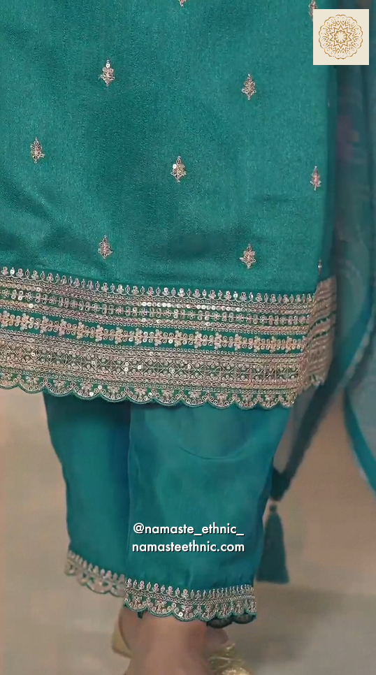 Pure Chinnon Suit Set