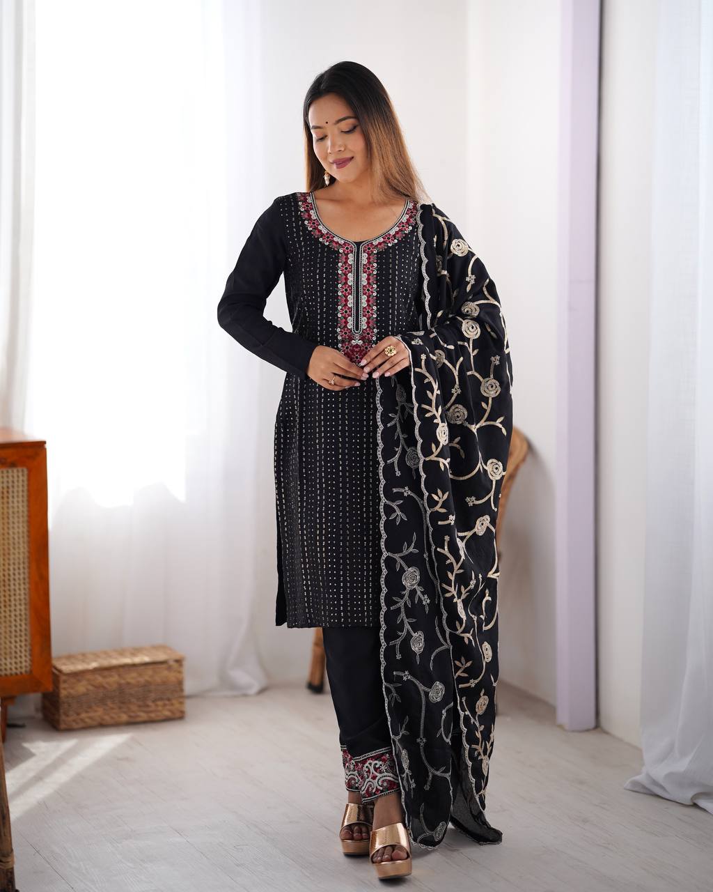 Thread Work Chinon Silk 3 Piece Kurti Set