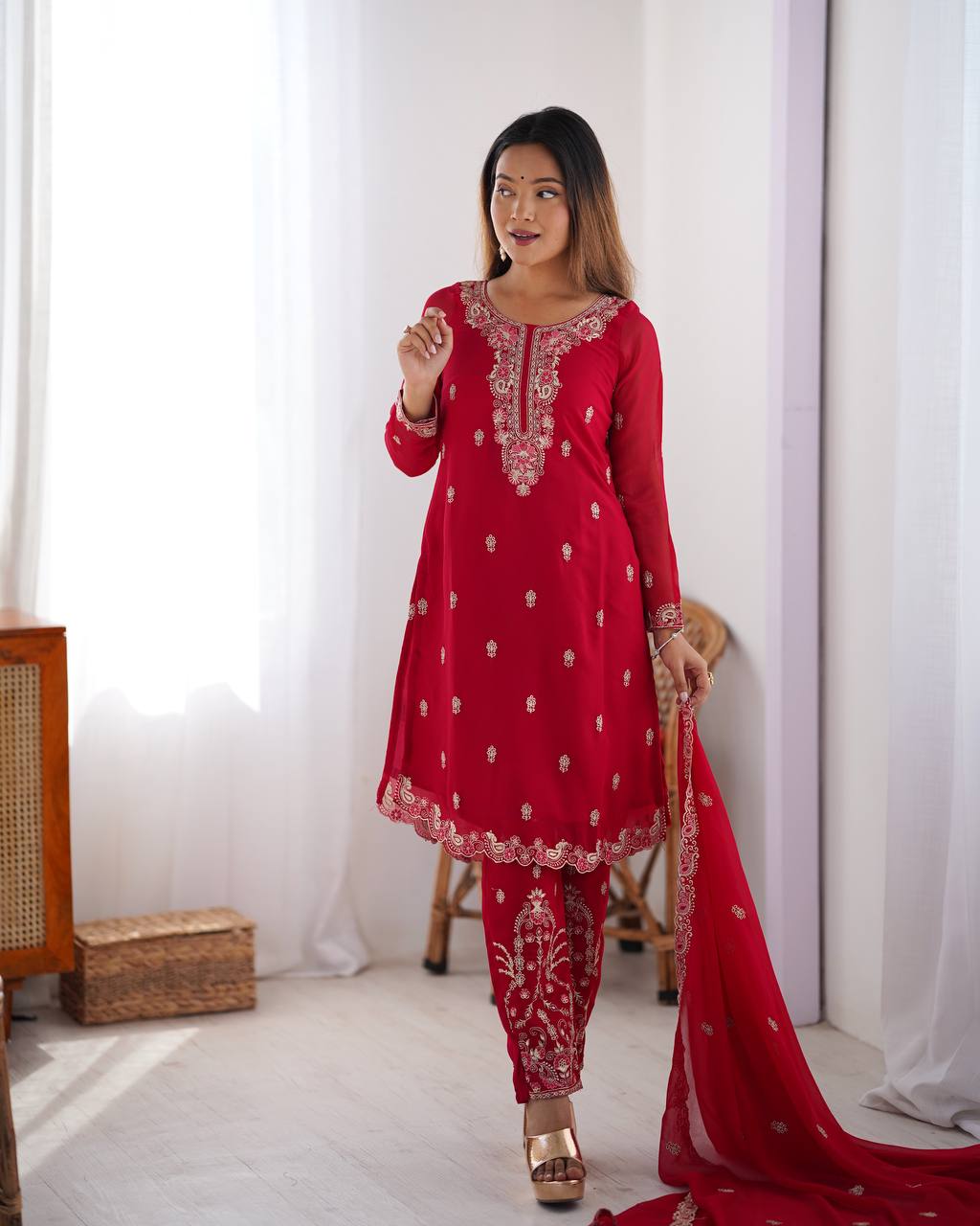 Faux Georgette Thred work Suit Set
