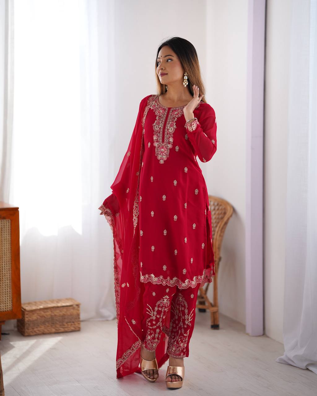 Faux Georgette Thred work Suit Set