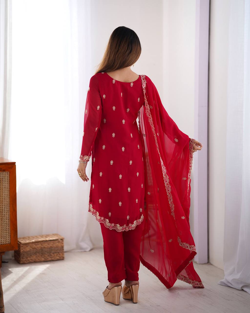 Faux Georgette Thred work Suit Set