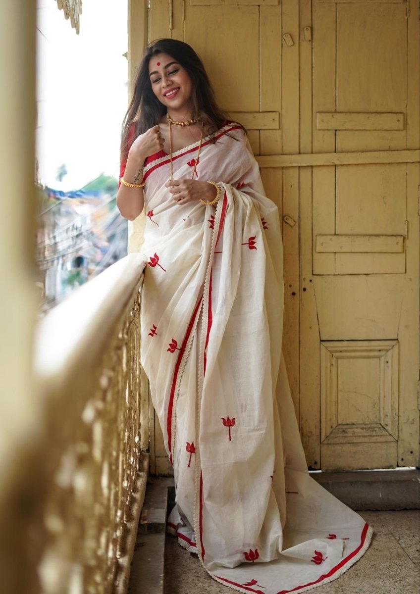 Red And white Lotus printed saree