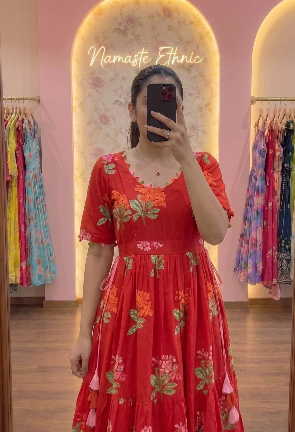 Amira Maxi