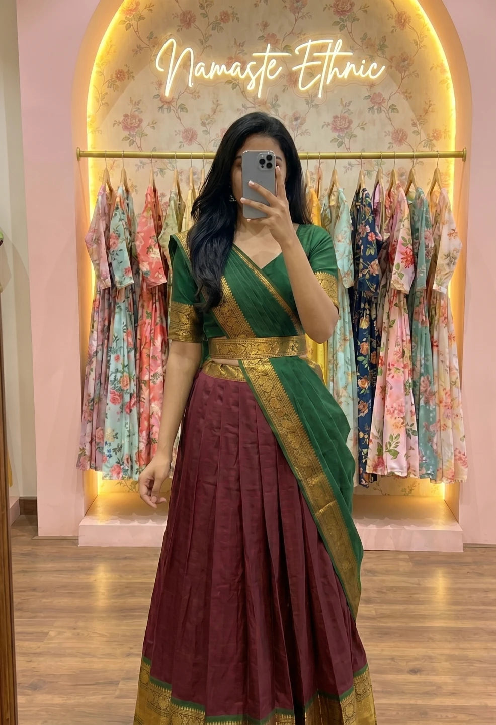 Chitra Red