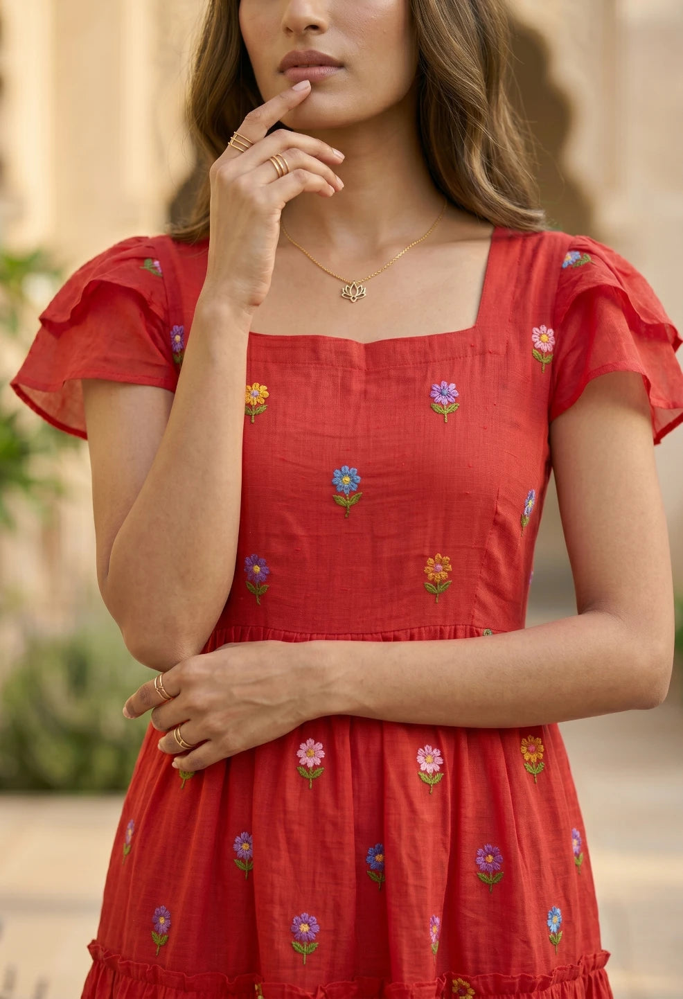 Elavam Maxi
