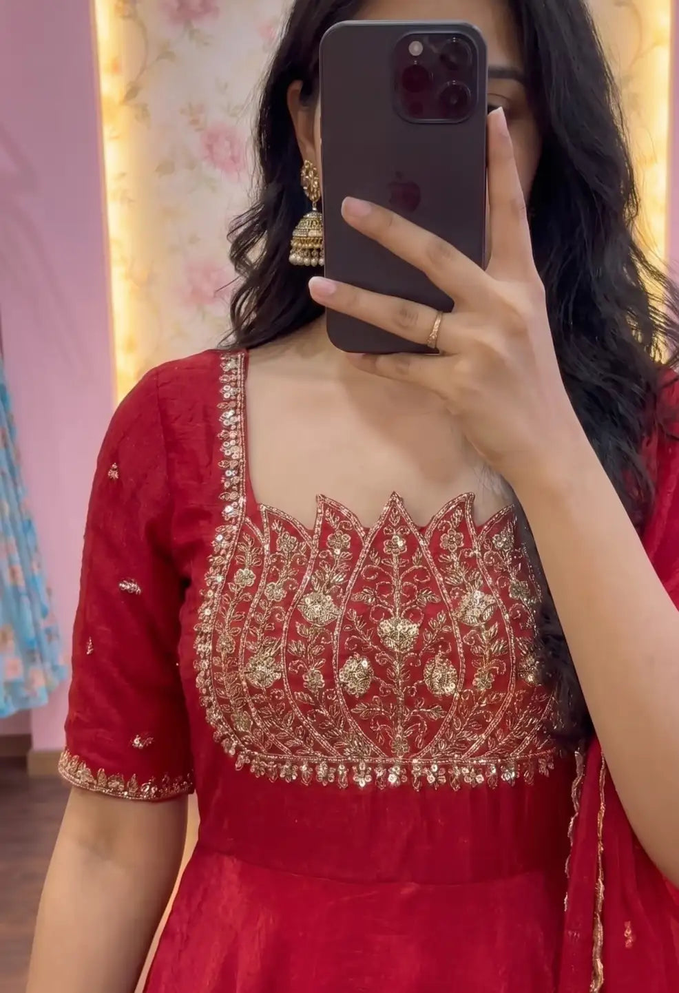 Kashvi Red