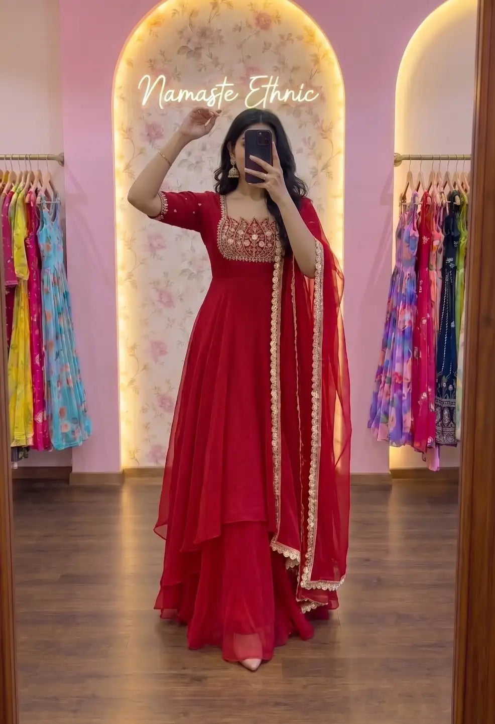 Kashvi Red