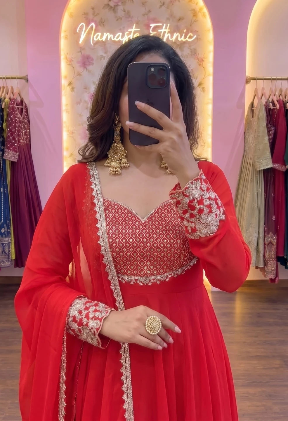 Kum Kum Anarkali
