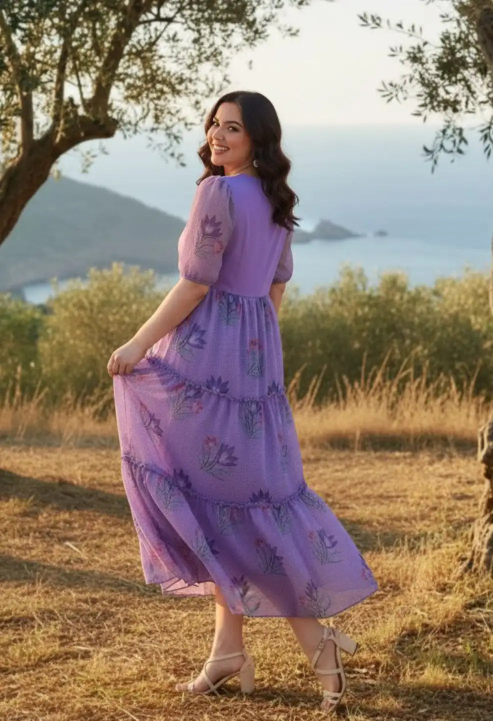 Ellie Maxi