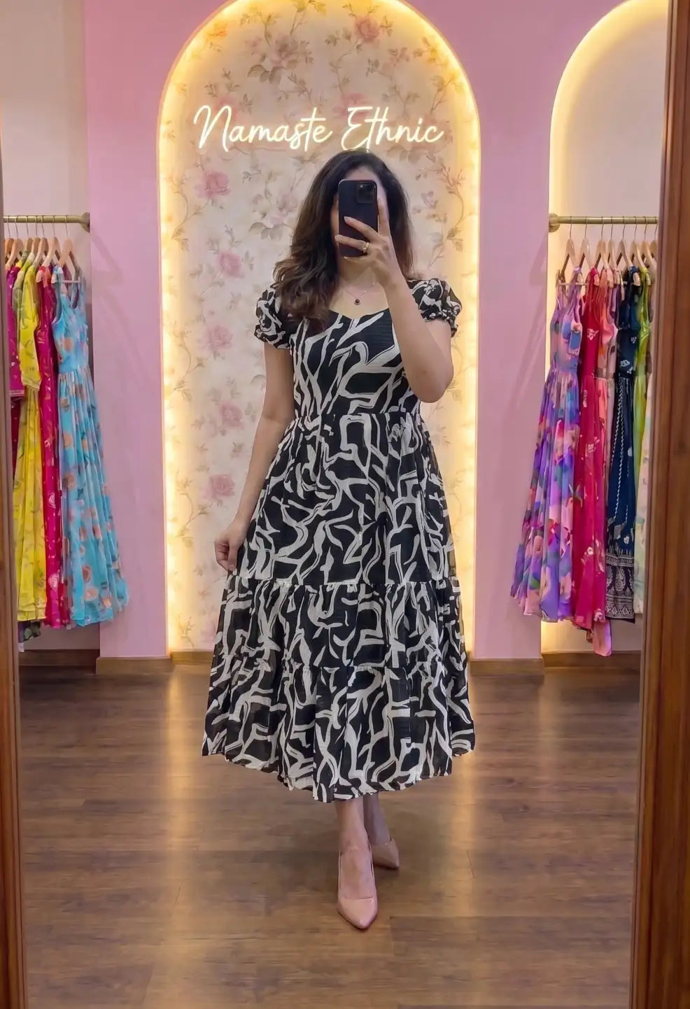 Maitri Black