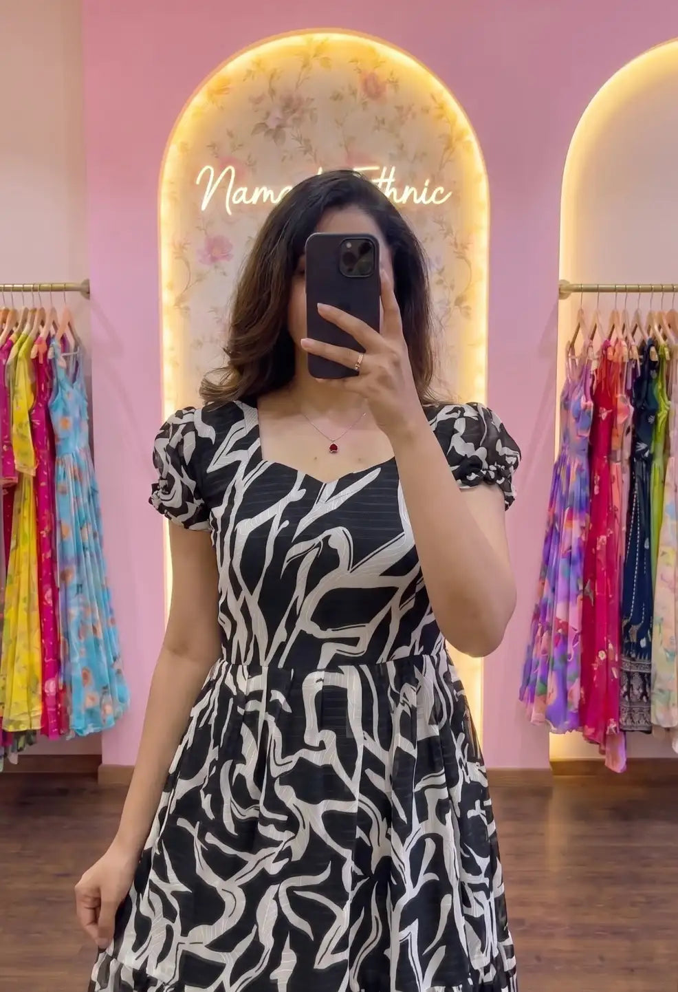 Maitri Black