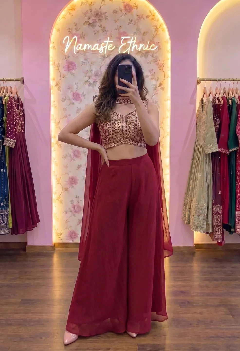 Marron Indo Western