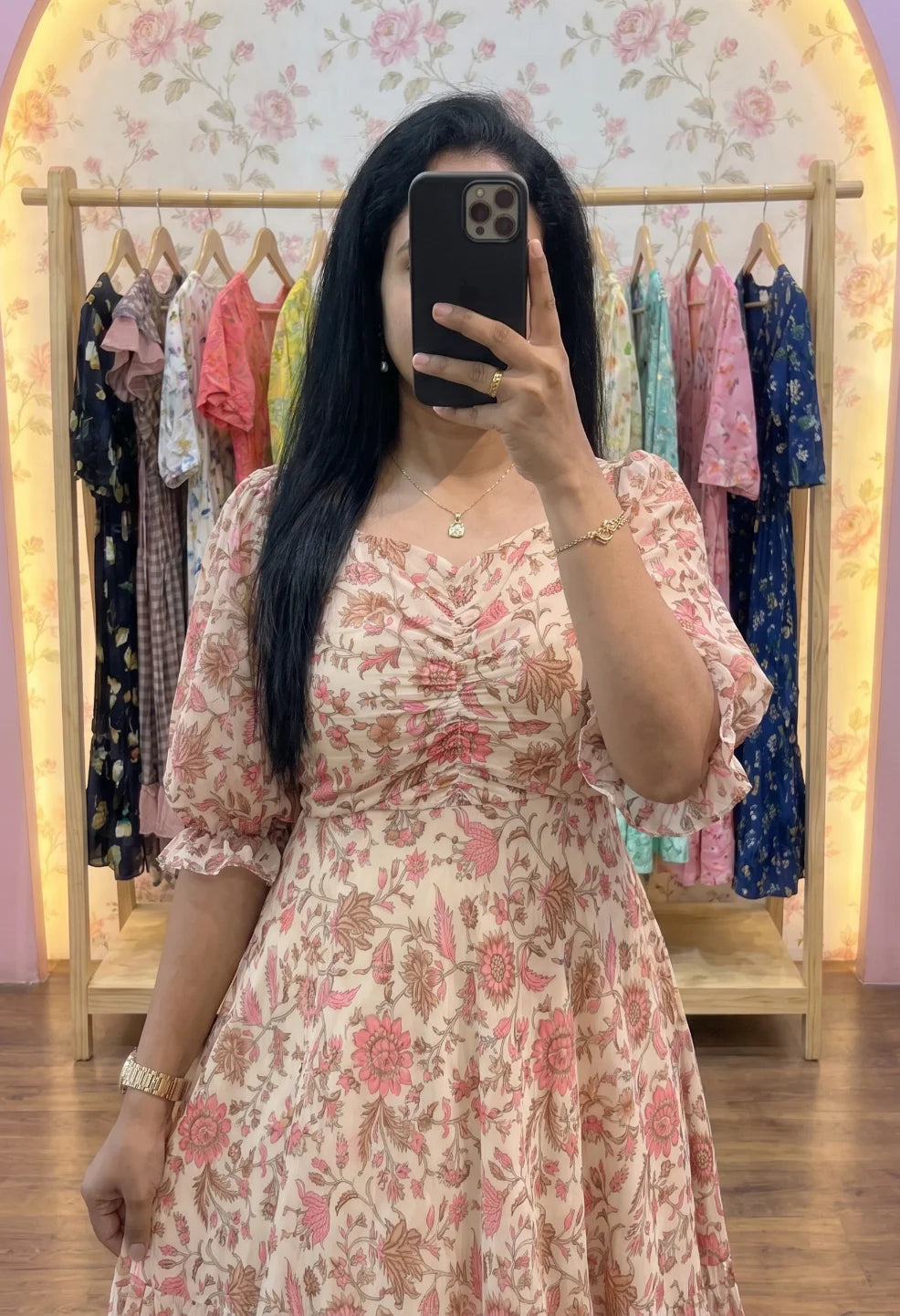 Muskan Off White