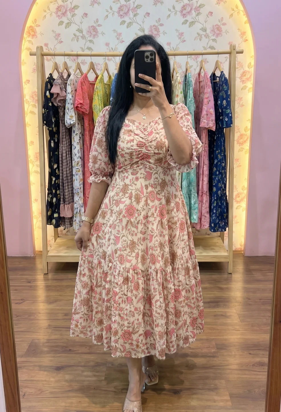 Muskan Off White