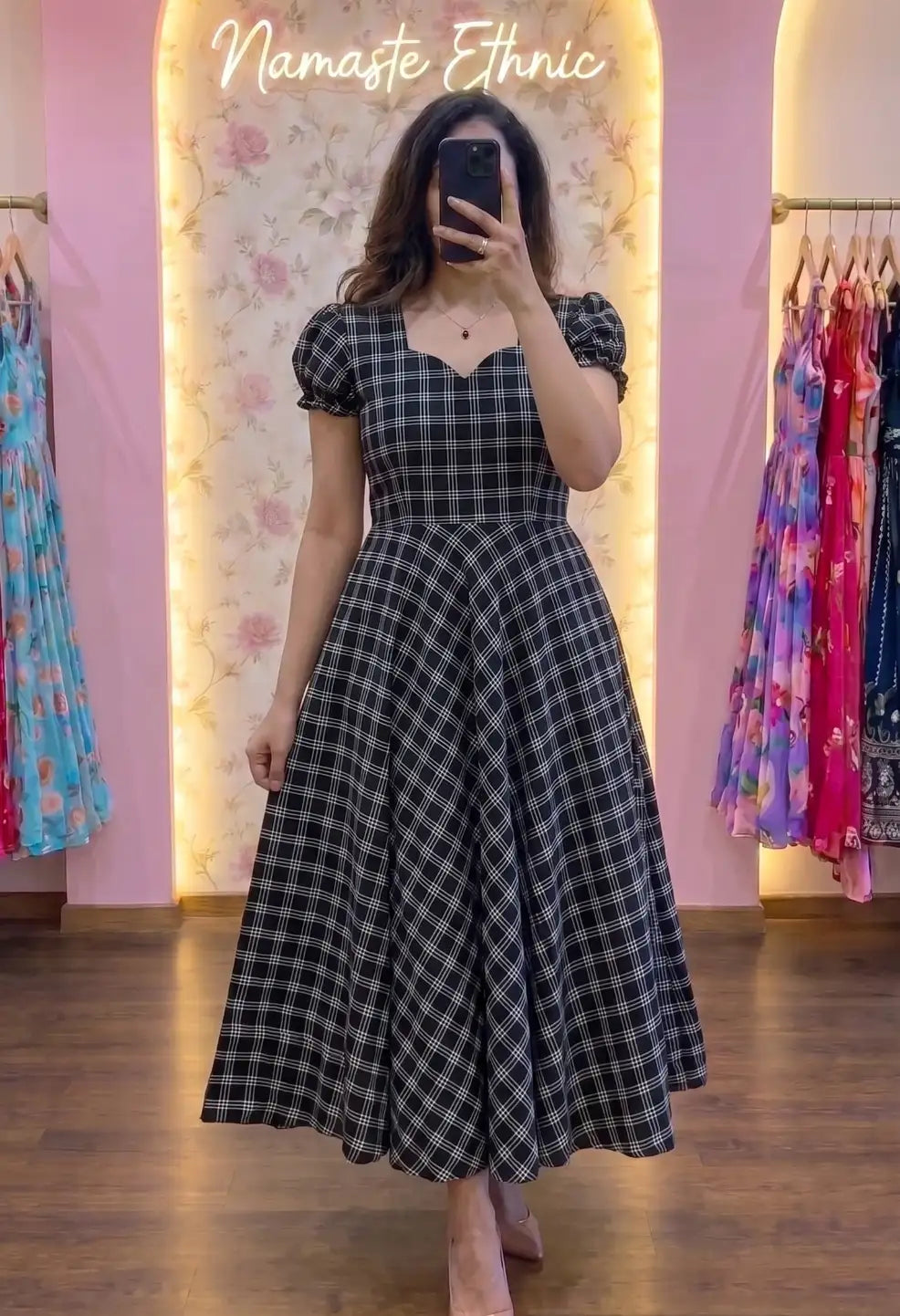 Nivedita Maxi