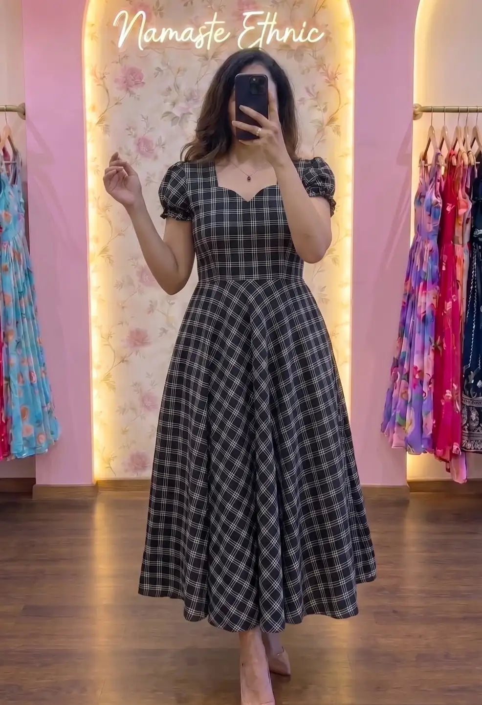 Nivedita Maxi