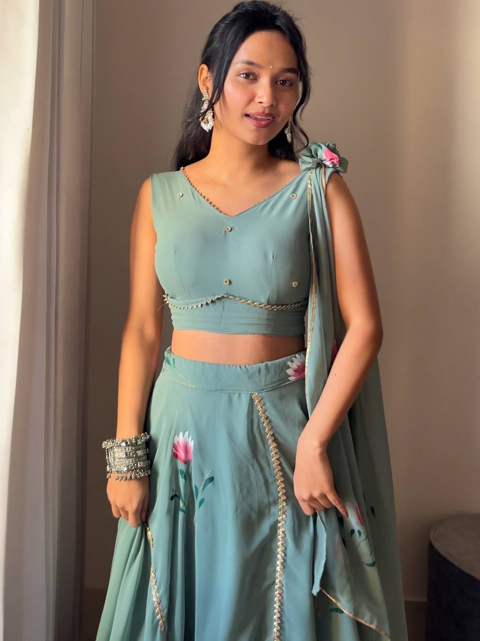 Sonakshi Hand Painted 8mtr Flair Lehenga