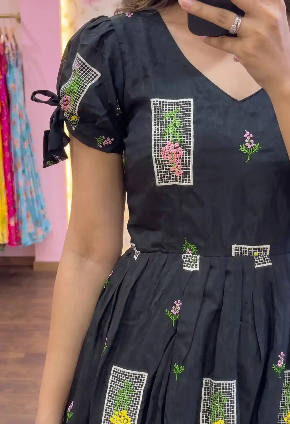 Vidhi Black