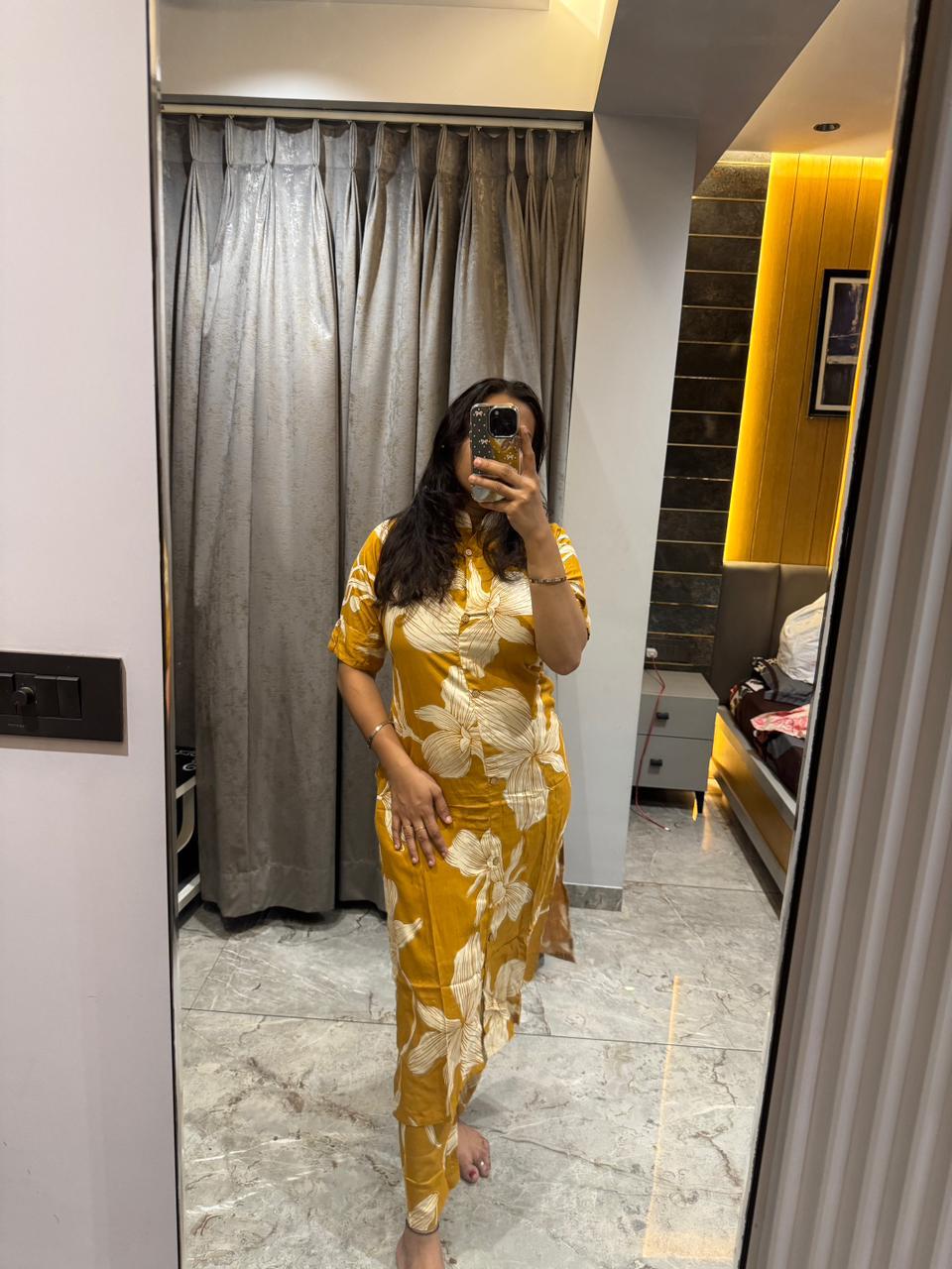 Aara yellow