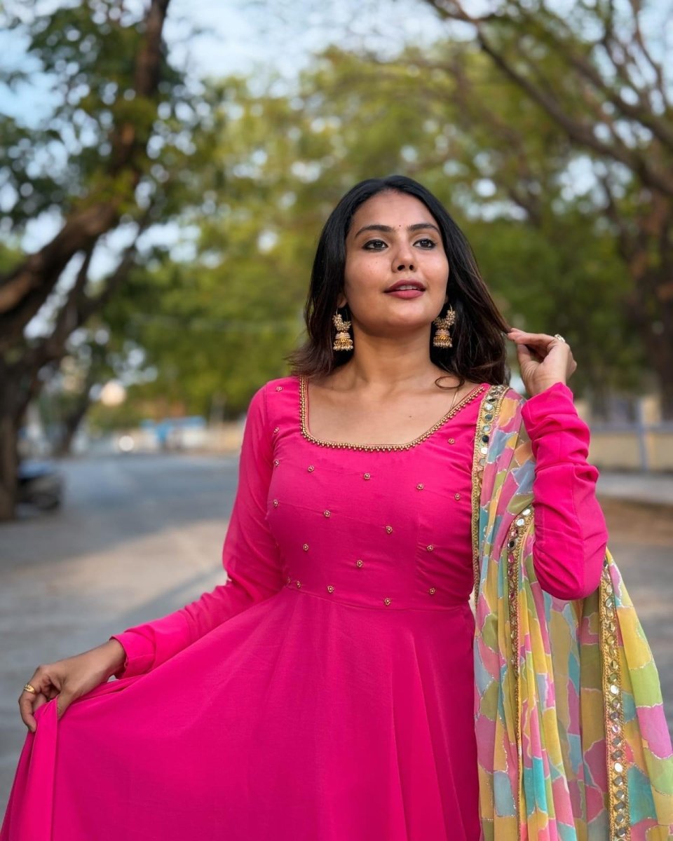 Saindhavi Suit Set