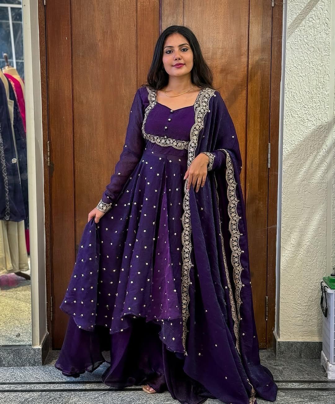 Mehru Suit