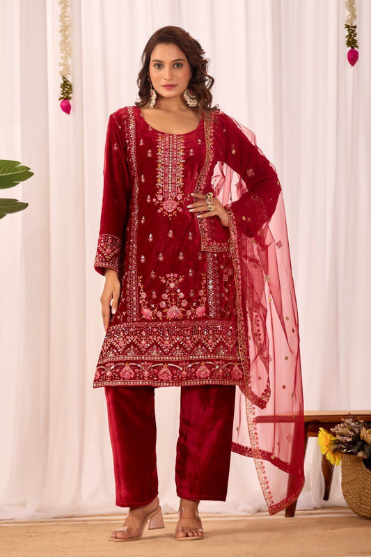 Mehnoor Red Velvet Suit Set