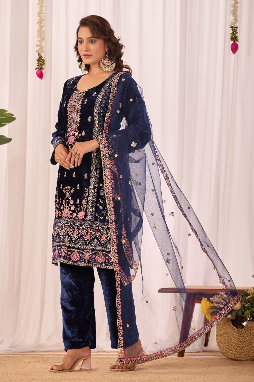 Mehnoor Royal Blue Velvet Suit Set