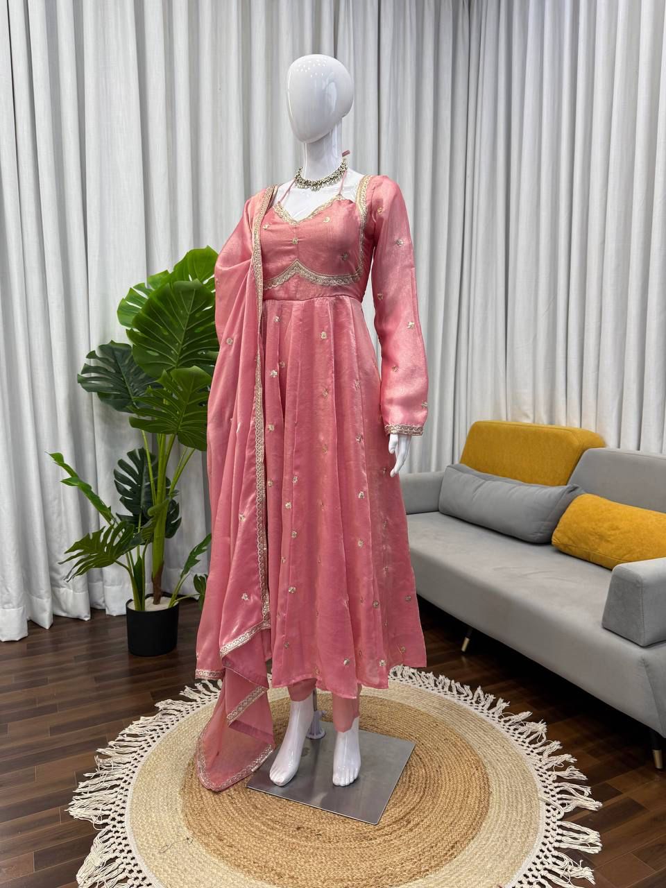 Aarohi Pink Anarkali