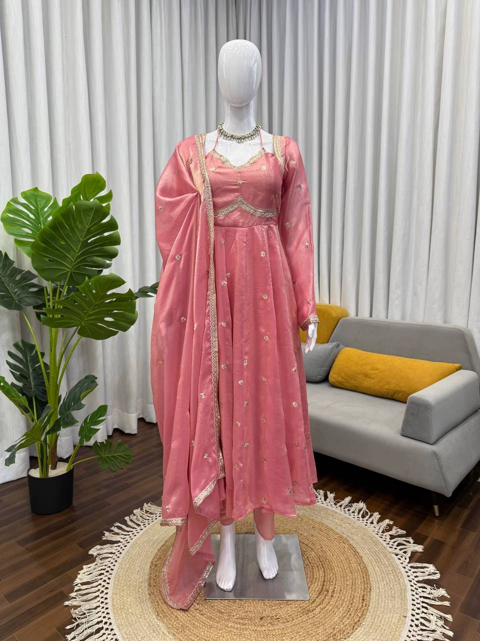 Aarohi Pink Anarkali