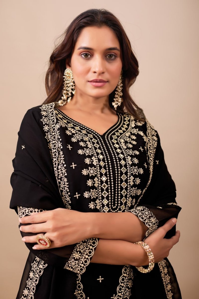 Black Pari Suit Set