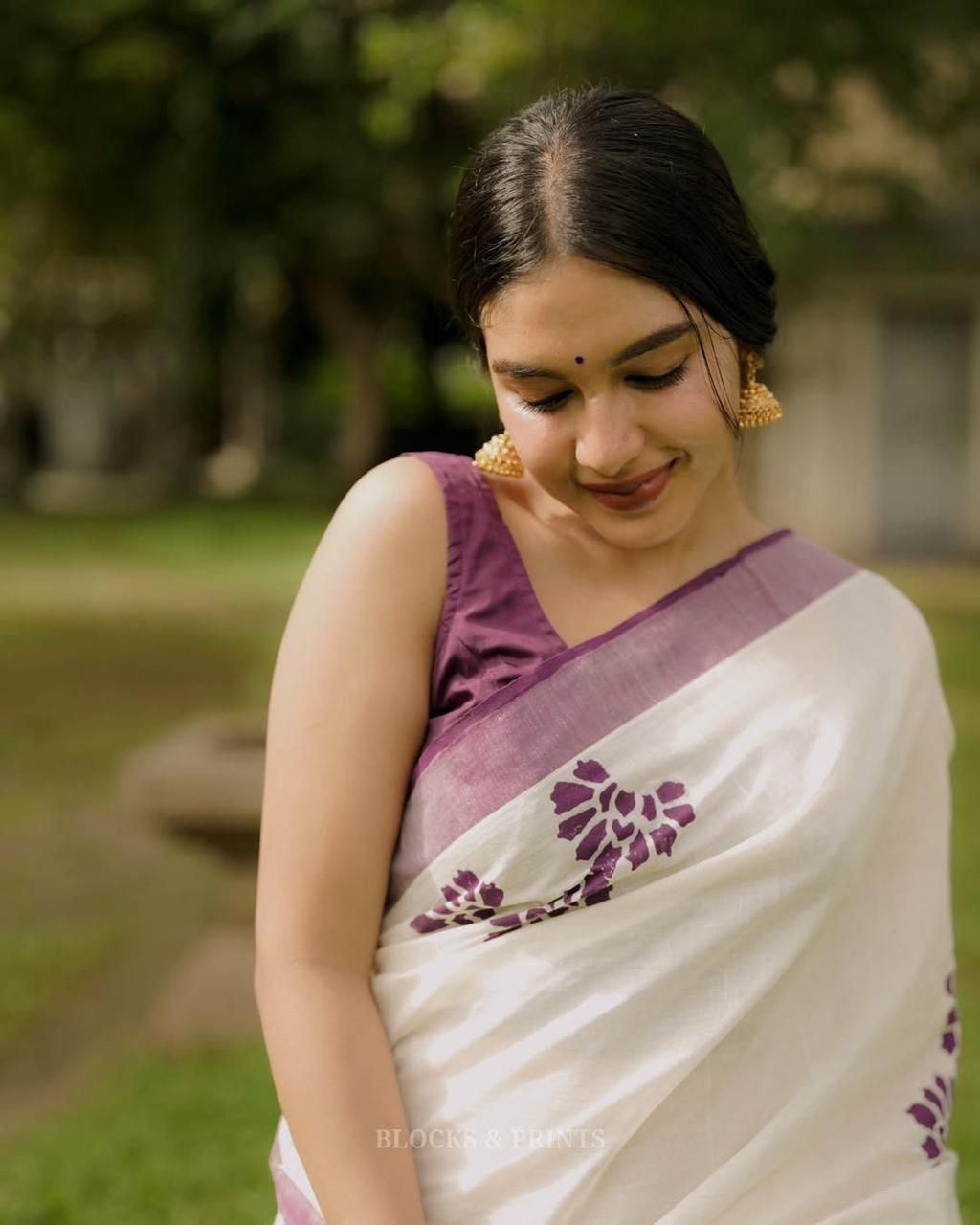 Purple saree with silver jari border