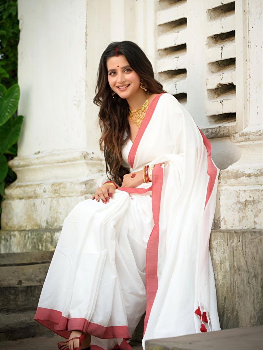 Red And white Durga pooja special saree