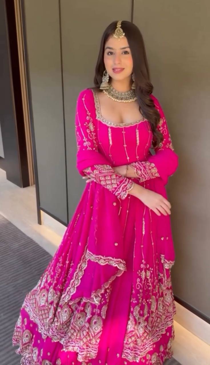 Sonam Kapoor Pink Anarkali