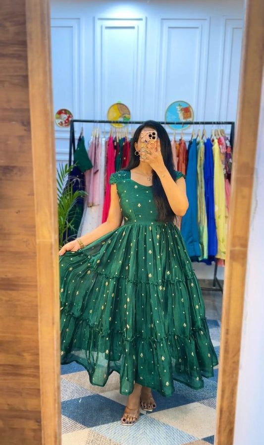 Aarvi Maxi