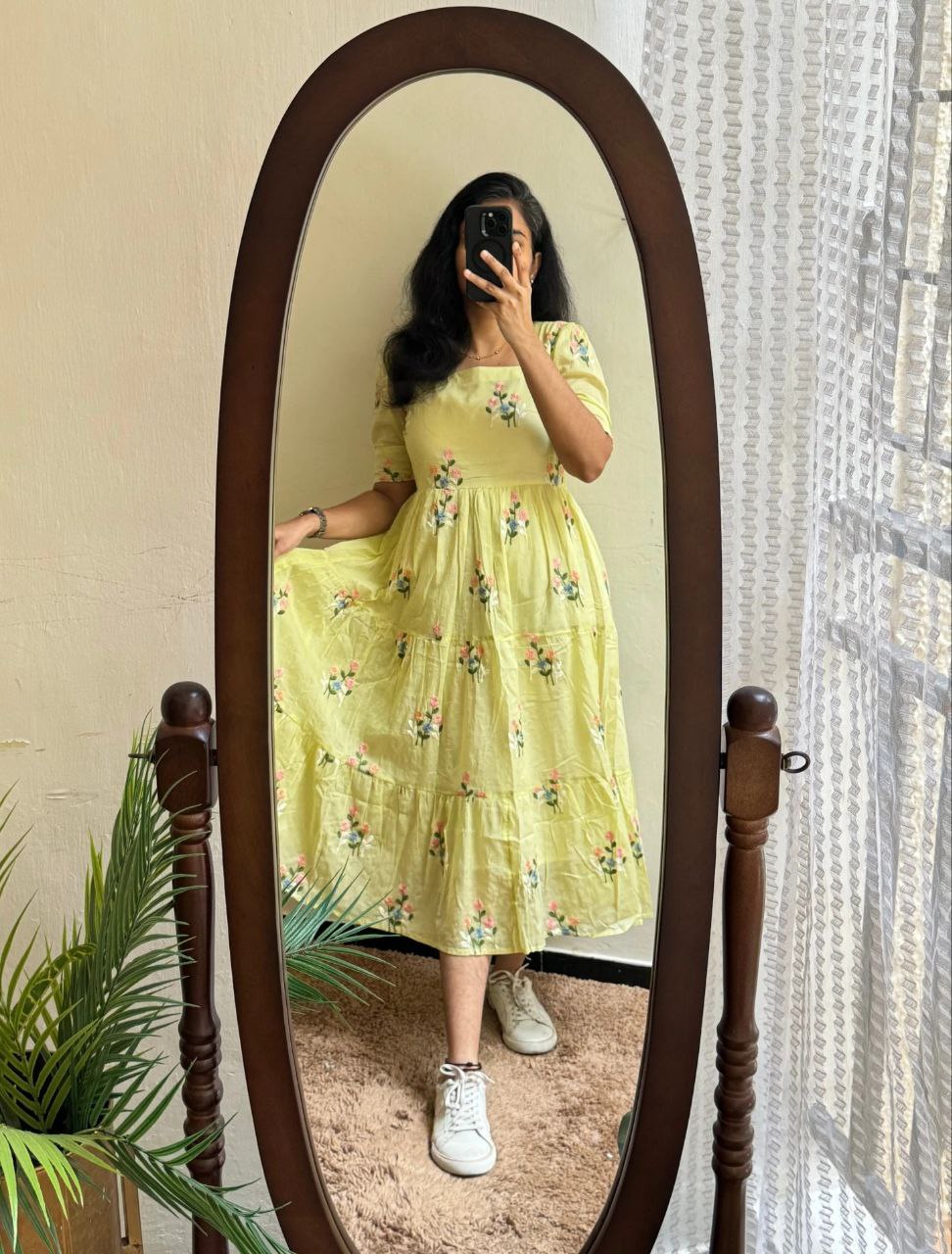 Mantharai Maxi