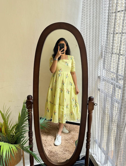 Mantharai Maxi